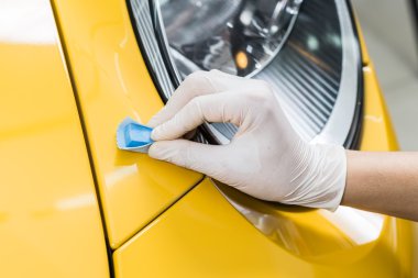 Araba serisi ayrıntılı: cam kaplama