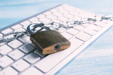 İnternet ve bilgisayar güvenliği kavramı.