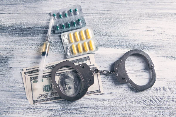 Склад Наркотиків Наручників Вибірковий Фокус Концепція Злочину Незаконні Гроші — стокове фото