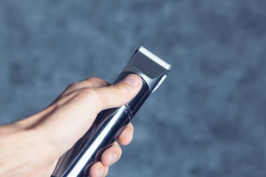 Metal tıraş makinesi. demir makinesi