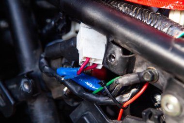 araba aküsü ve araba parçaları