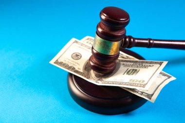 Tokmak ve para. Hukuk kavramı