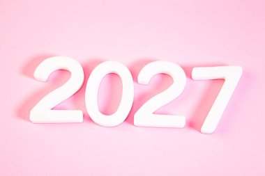 2027 mutlu yıllar..