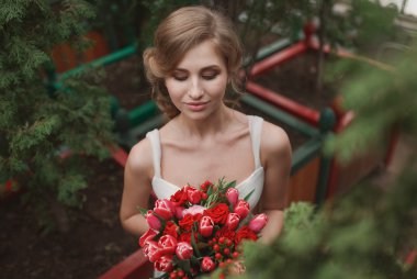 Gelin bir buket kırmızı