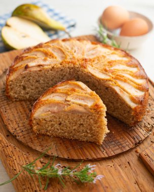 Whole-wheat cake with baked pear and cinnamon. Step-by-step recipe to learn how to cook.