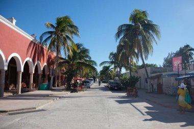 Sisal, Meksika; 1 Ocak 2026: Yucatan Yarımadası 'nda turistlere yönelik hizmetlerle ilginç bir geçmişe sahip güzel bir balıkçı köyü.