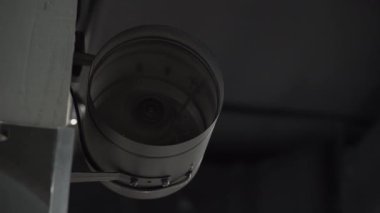 Havalandırma Sistemi içinde dönen bıçakları olan endüstriyel eksen egzoz vantilatörü, Ticari veya Kamu Tesisinde Modern HVAC Hava Akımı Teknolojisi, Makine Mühendisliği Detayları