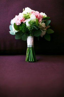 güzel düğün buket gelinin elinde