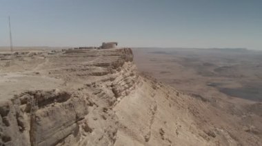 Mitzpe Ramon görünümü Makhtesh Ramon kanyonu krateri