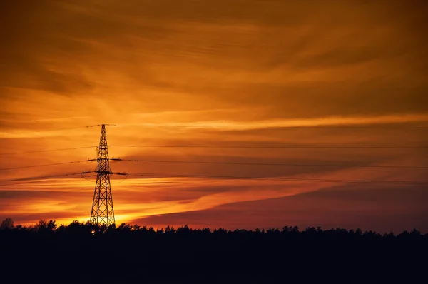 La imagen del polo de poder, puesta del sol — Foto de Stock