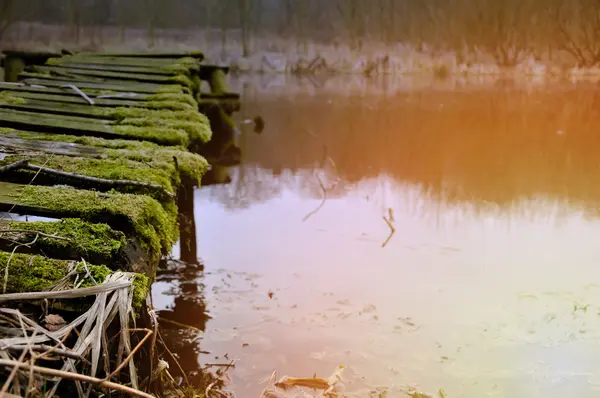 The image of destroyed footbridge — Stock Photo, Image