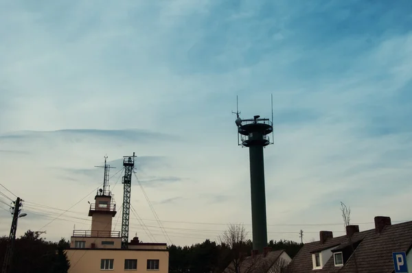 La imagen de la torre de telecomunicaciones —  Fotos de Stock