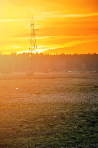 Das Bild von Strommast, Sonnenuntergang — Stockfoto