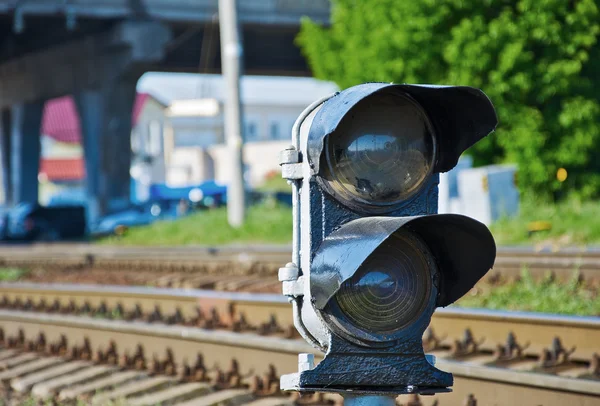 Train semaphore to adjust the movement of trains — Stock Photo, Image