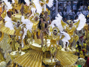 Rio de Janeiro, Brezilya - Şubat 23: Şubat 23, 2009 tarihinde Rio de Janeiro'da karnaval yıllık sırasında inanılmaz extravaganza
