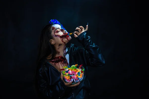 Halloween Catrina Zombie Äter Färgade Godis Halloween Kostym Och Smink — Stockfoto