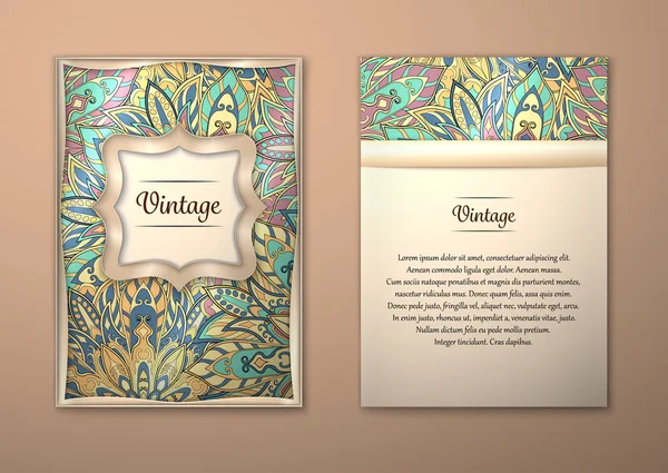 Çiçek mandala desen ve süs eşyaları ile Vintage kartları.