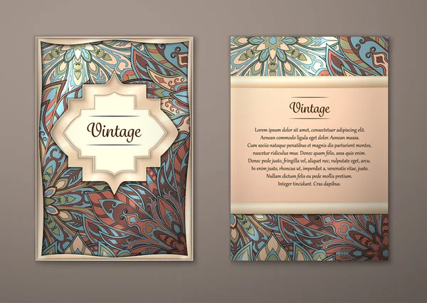 Çiçek mandala desen ve süs eşyaları ile Vintage kartları.
