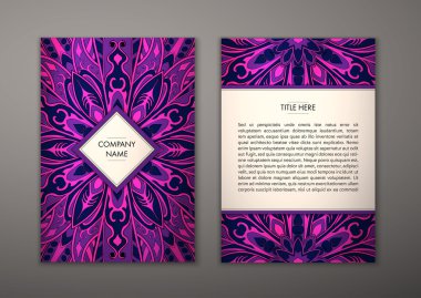 Çiçek mandala desenli el ilanı