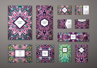 Büyük şablonları kümesi.