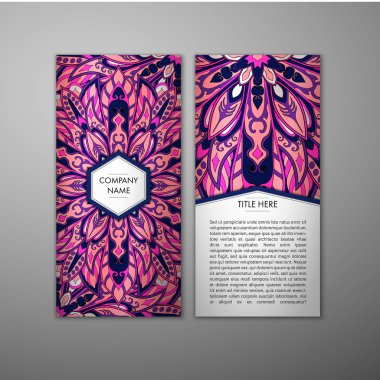 Çiçek mandala desenli el ilanı