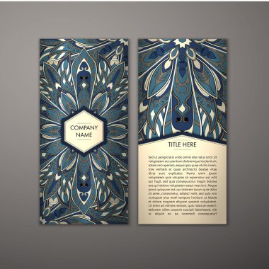 Çiçek mandala desenli el ilanı