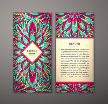 Çiçek mandala desenli el ilanı