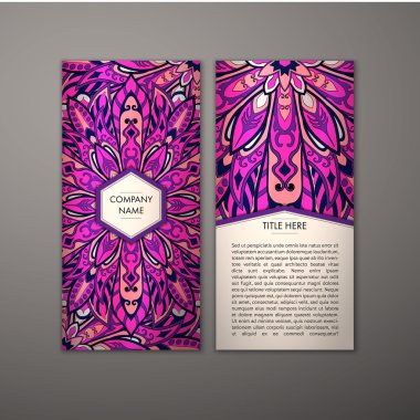 Çiçek mandala desenli el ilanı