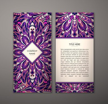 Çiçek mandala desenli el ilanı