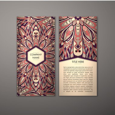 Çiçek mandala desenli el ilanı