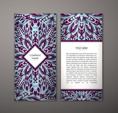 Çiçek mandala desenli el ilanı