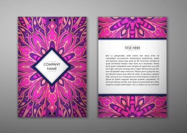 Çiçek mandala desenli el ilanı