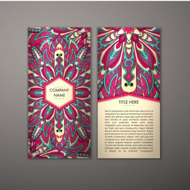 Çiçek mandala desenli el ilanı