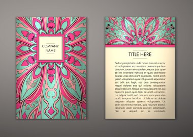 Çiçek mandala desenli el ilanı