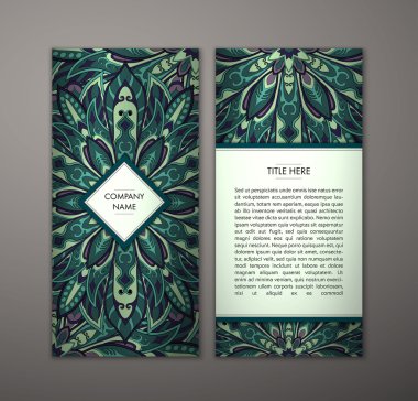 Çiçek mandala desenli el ilanı