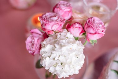 pembe peonies ile düğün dekorasyonu