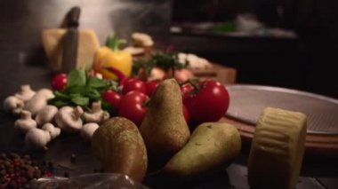 Taze meyve ve sebze karışımı..