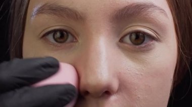 Temelini yüz yüze uygula.