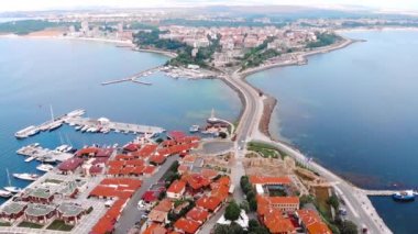 Eski Nessebar kasabası hava manzarası.