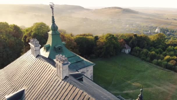 Вид з повітря на стародавній замок . — стокове відео