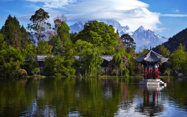 Jade bahar Park, Lijiang, Çin.