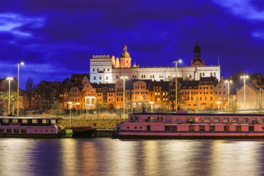 Bir gece, Polonya, waterfront, Chrobry setin Szczecin şehir görünümünü