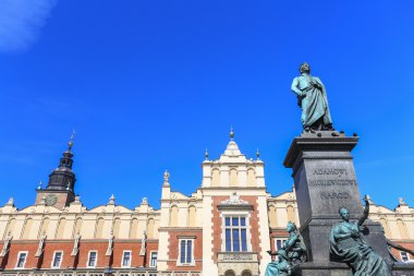 Bir görünümü, Krakow, Polonya eski Meydanı (sukiennice)