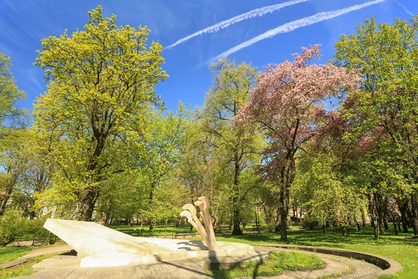 A view of the Planty park the most famous place for walks in Krakow. Poland — Stock Photo, Image