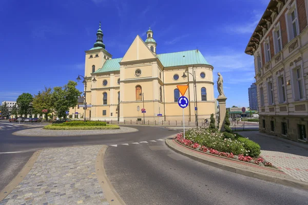 Rzeszow - Polonya manastırda bir görünümünü — Stok fotoğraf