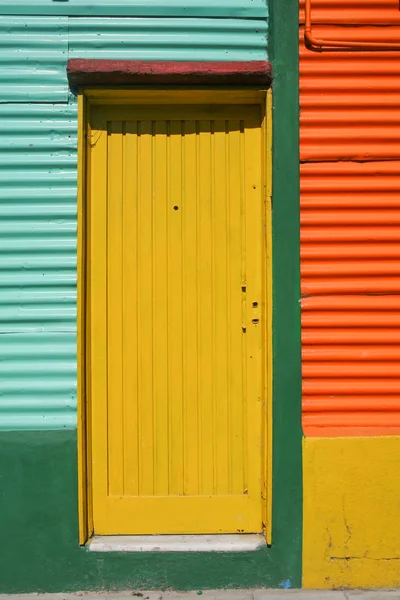 Un barrio de color La Boca en Buenos Aires, Argentina — Foto de Stock