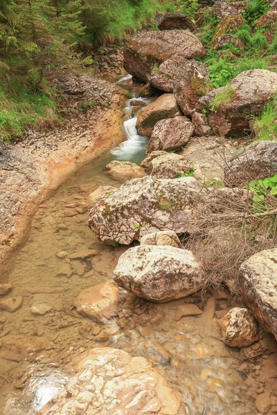 Vista de la cascada de la montaña, Paisaje —  Fotos de Stock