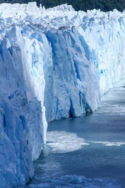 Festői kilátással a gleccserre Moreno Patagóniában, Argentínában — Stock Fotó