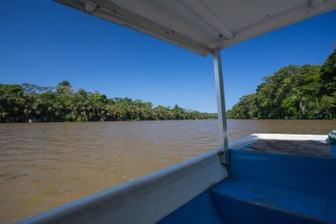 tekne yolculuğu, Macera Seyahat Dünya çapında
