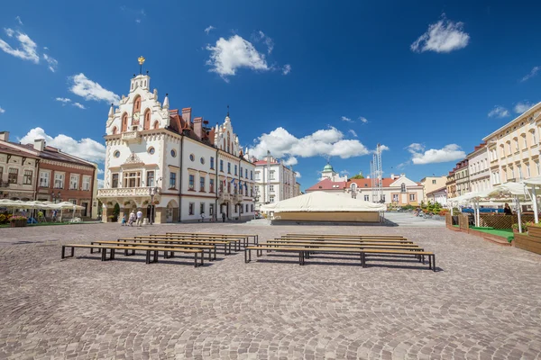 Vy över marknadsplatsen i Rzeszow. Polen — Stockfoto